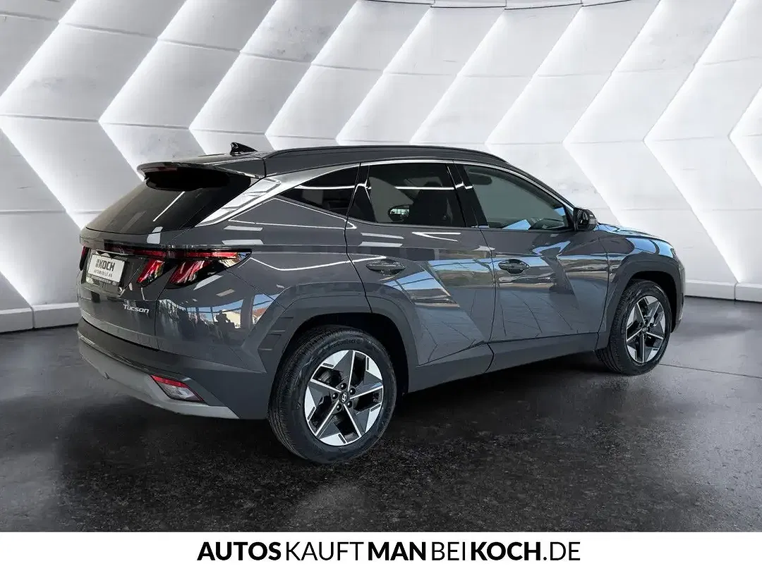 Hyundai TUCSON - Thumbnail 3