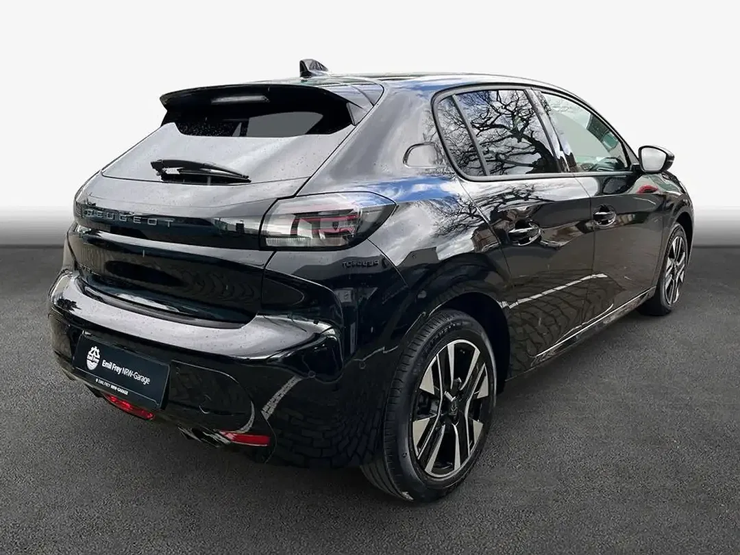 Peugeot 208 - Thumbnail 2