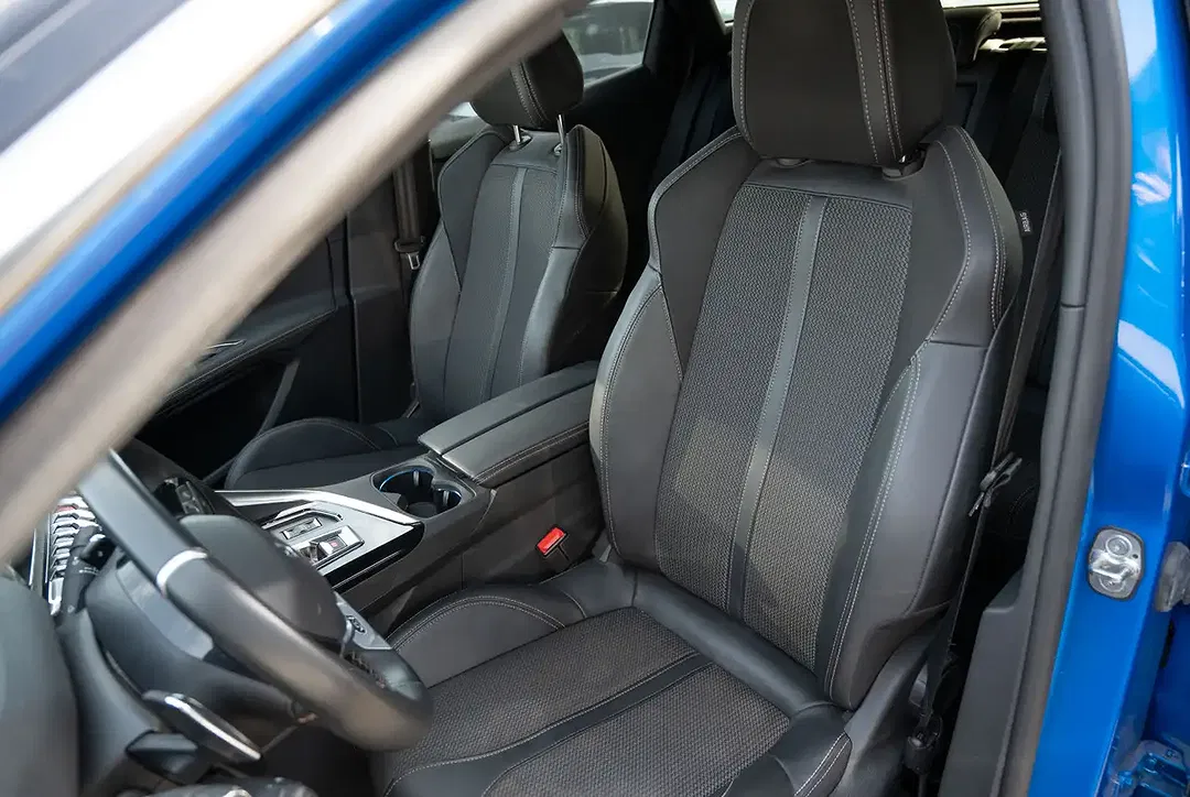 Peugeot 3008 - Thumbnail 8