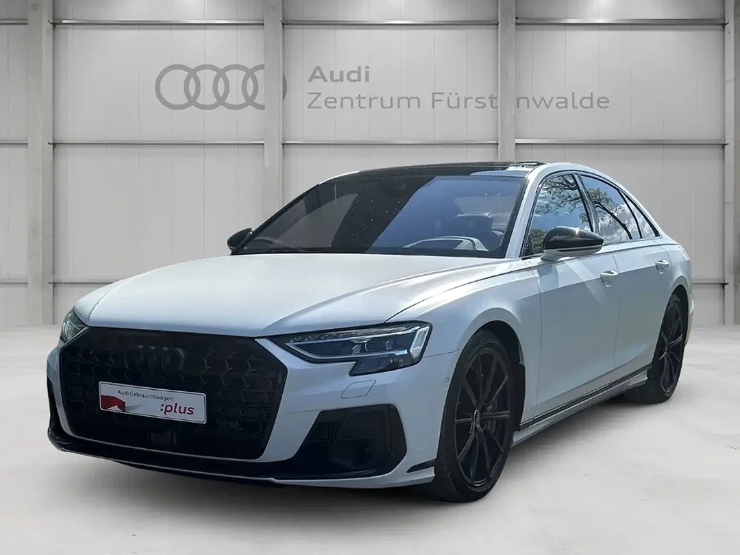 Audi S8 - Afbeelding 1