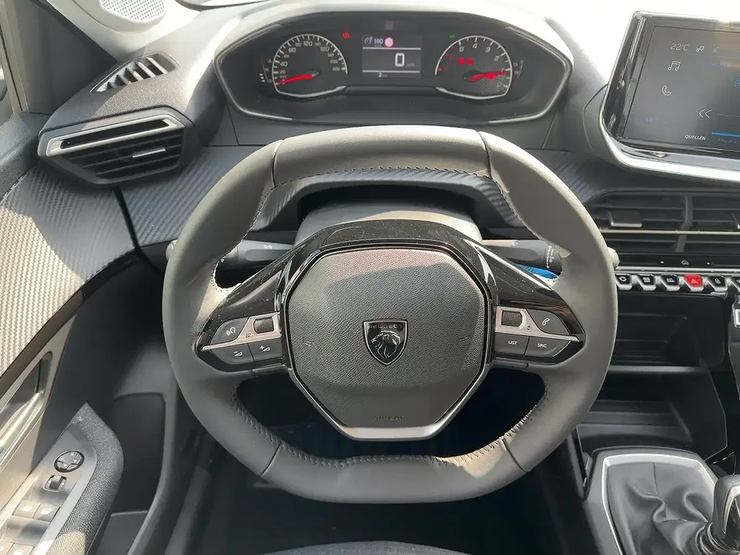 Peugeot 208 - Thumbnail 11
