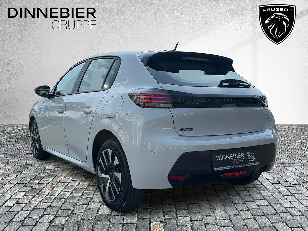 Peugeot 208 - Thumbnail 3