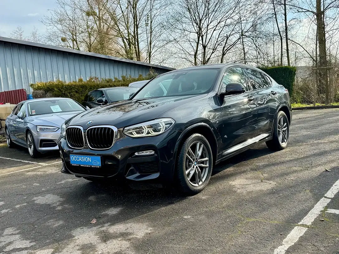 BMW X4 - Thumbnail 3