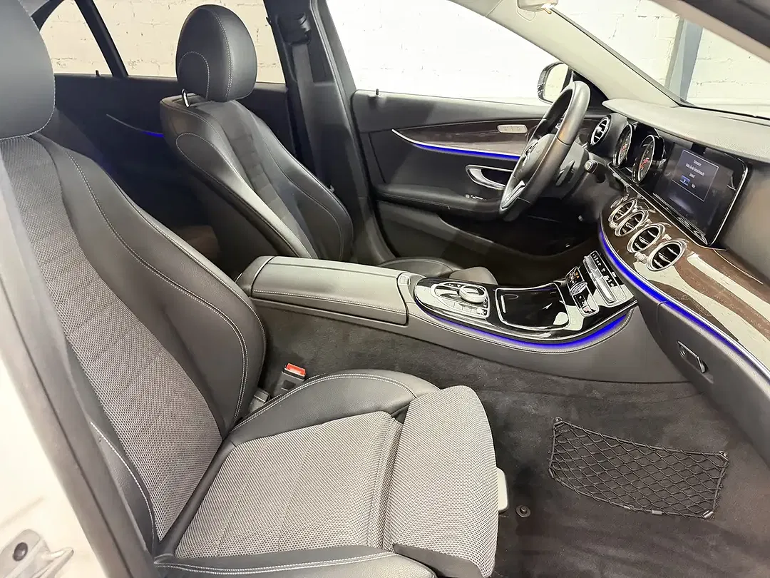 Mercedes-Benz E 300 - Thumbnail 10