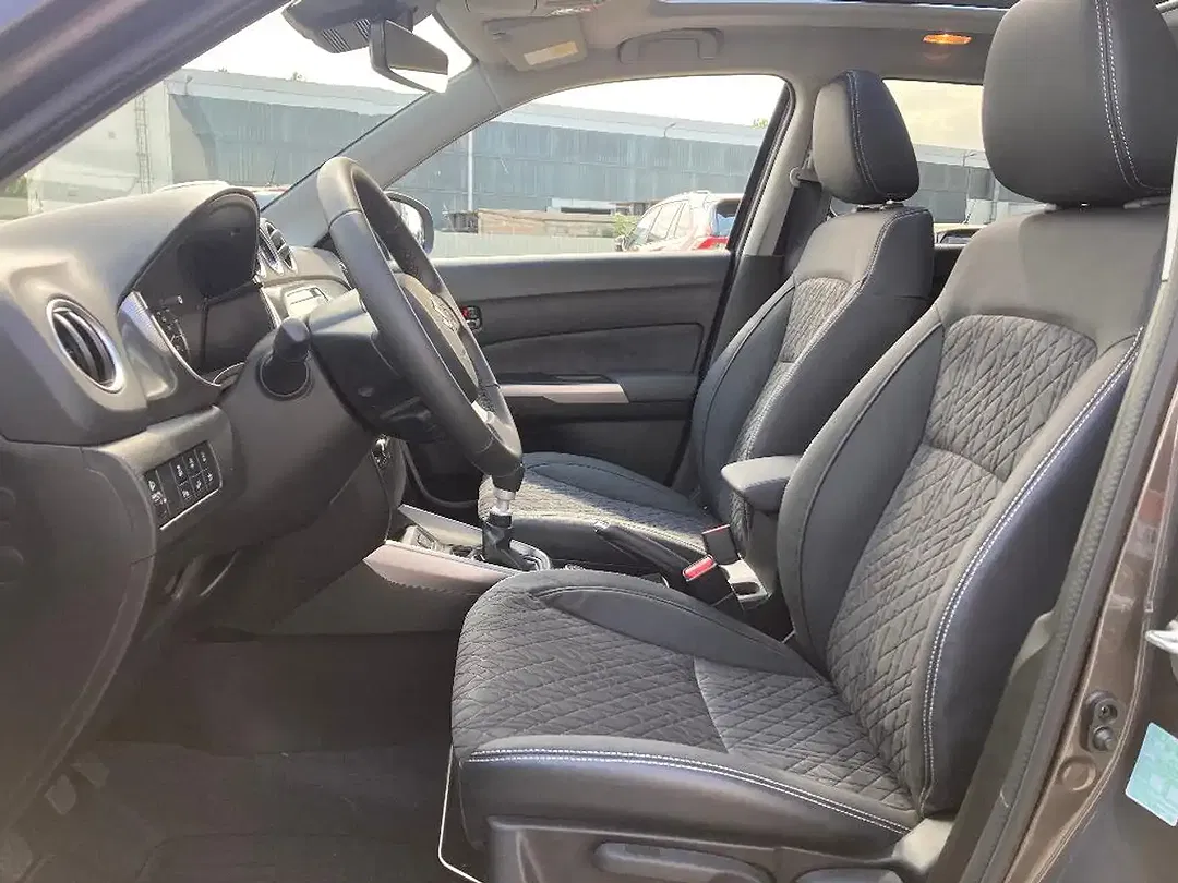 Suzuki Vitara - Thumbnail 7