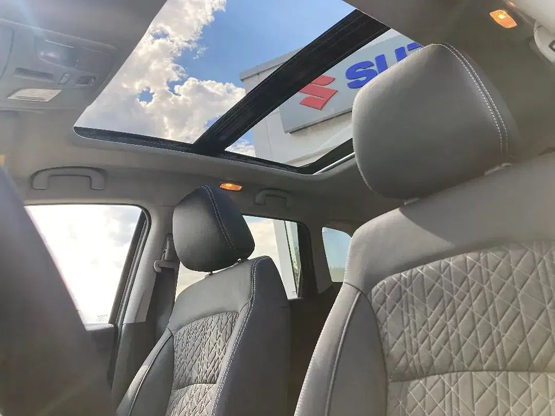 Suzuki Vitara - Thumbnail 8