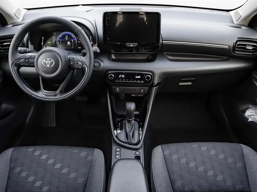 Toyota Yaris - Thumbnail 8
