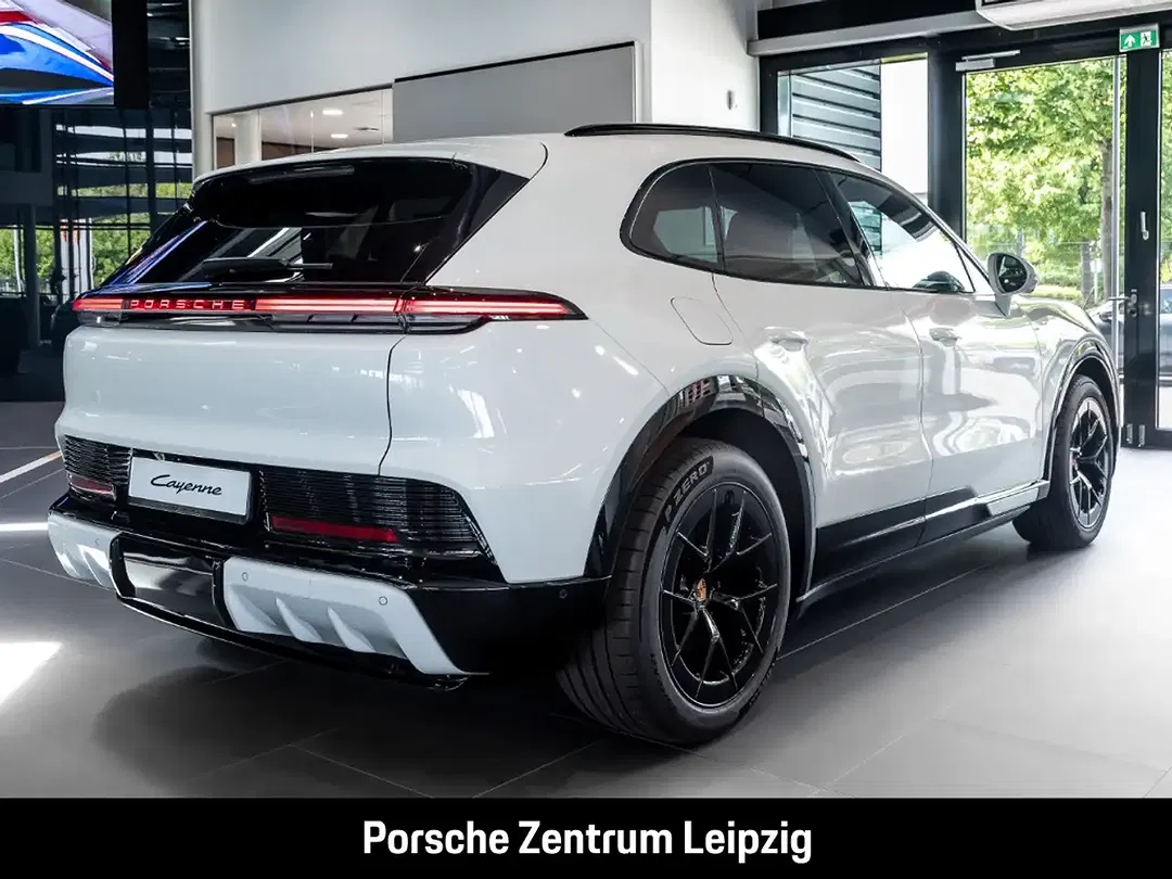 Porsche Cayenne - Thumbnail 6