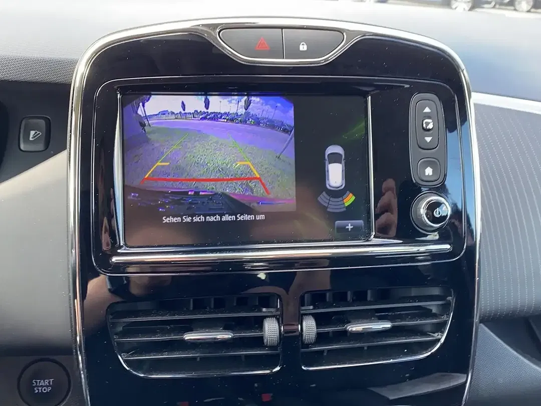 Renault ZOE - Thumbnail 18