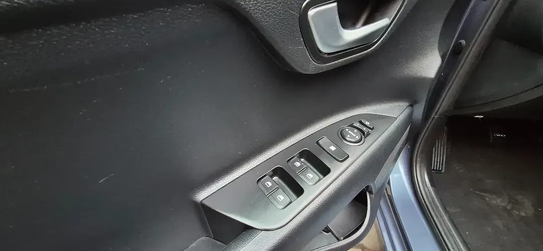 Kia Rio - Thumbnail 11