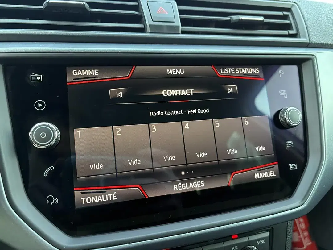 SEAT Arona - Thumbnail 9
