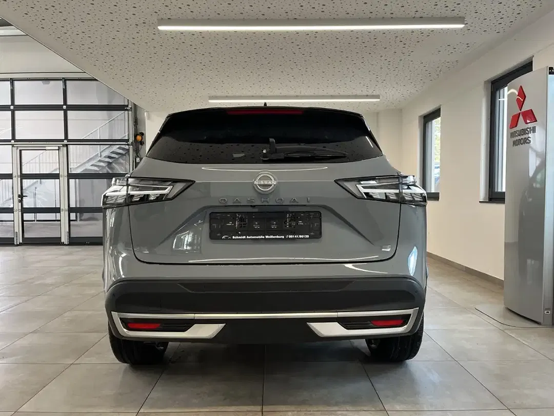 Nissan Qashqai - Thumbnail 3