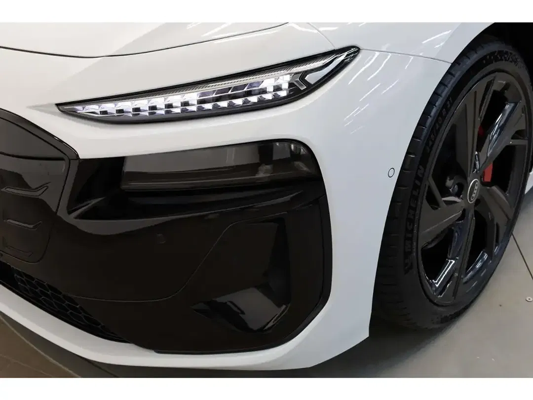 Audi A6 - Thumbnail 6