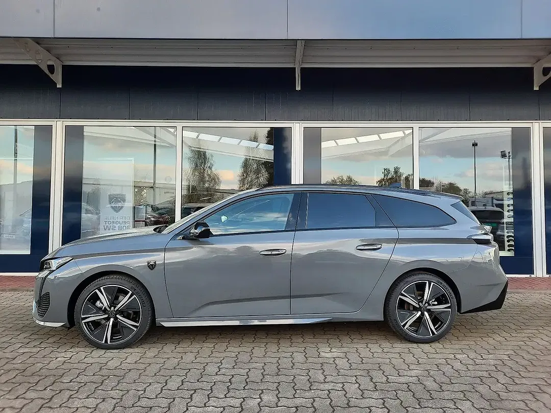 Peugeot 308 - Thumbnail 4
