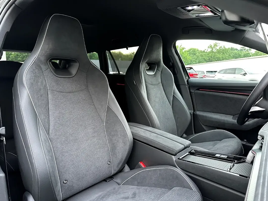 Skoda Superb - Thumbnail 3