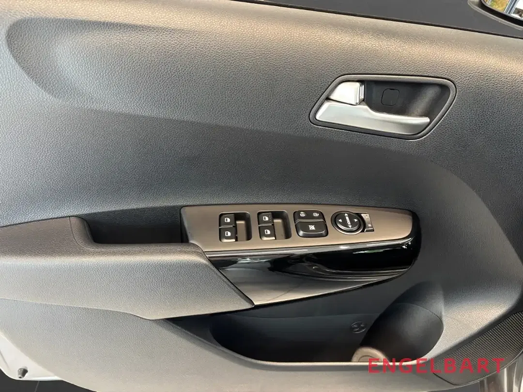 Kia Picanto - Thumbnail 10