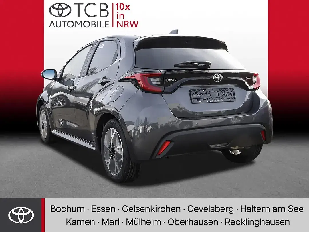 Toyota Yaris - Thumbnail 2