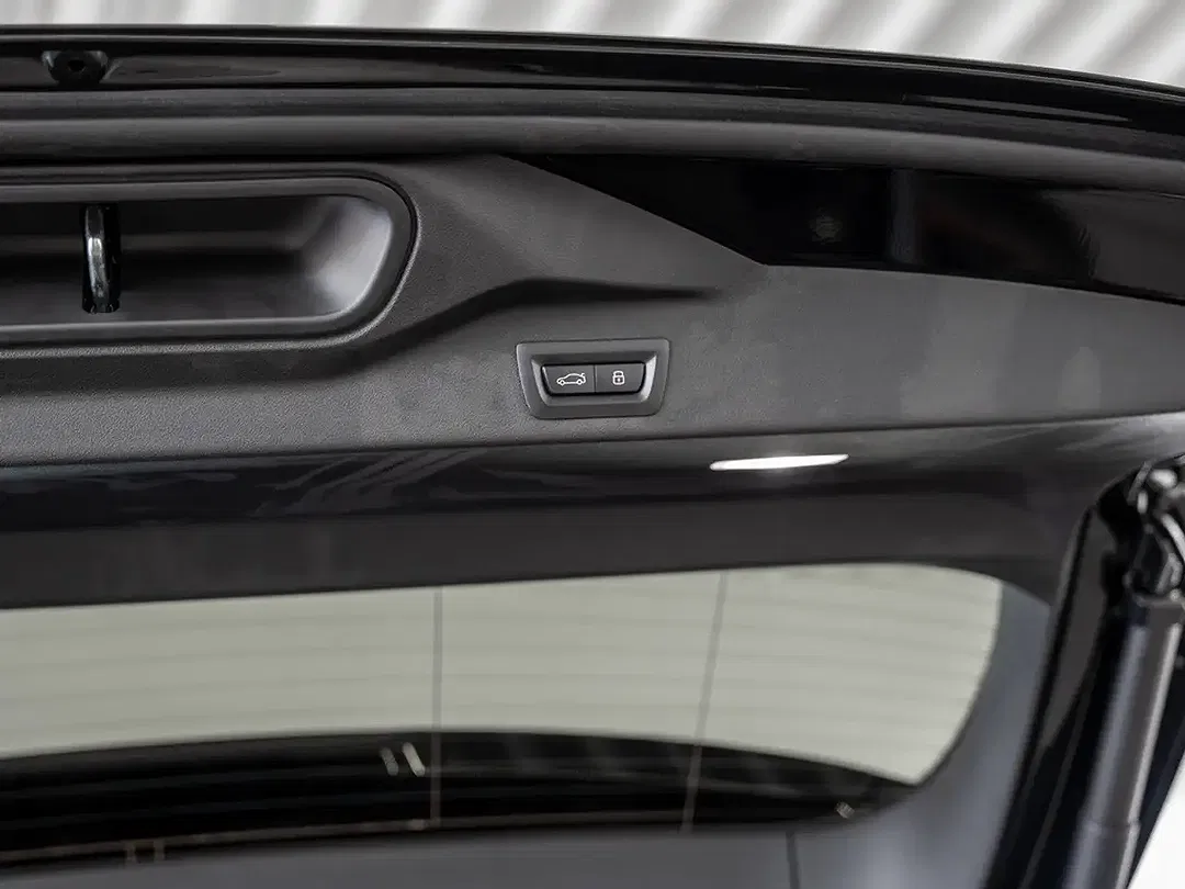 BMW X5 - Thumbnail 10