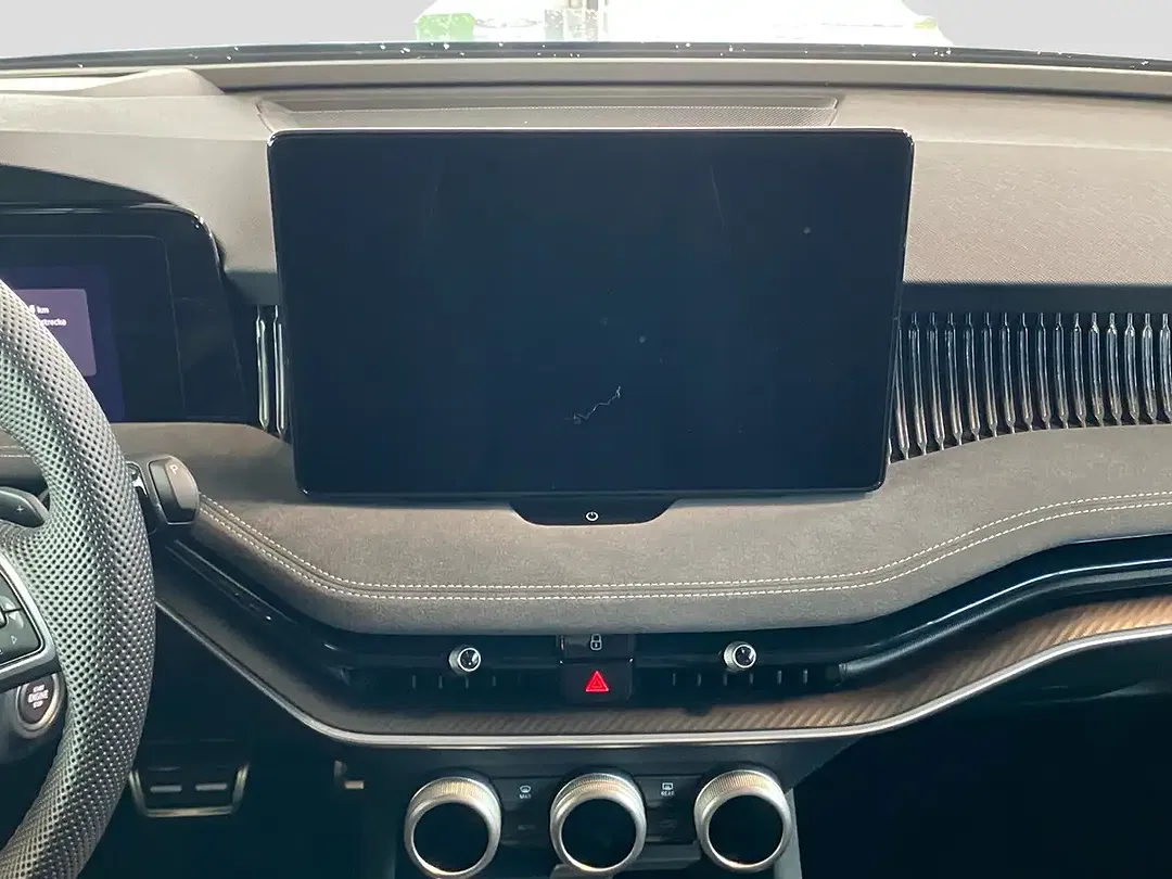 Skoda Superb - Thumbnail 6