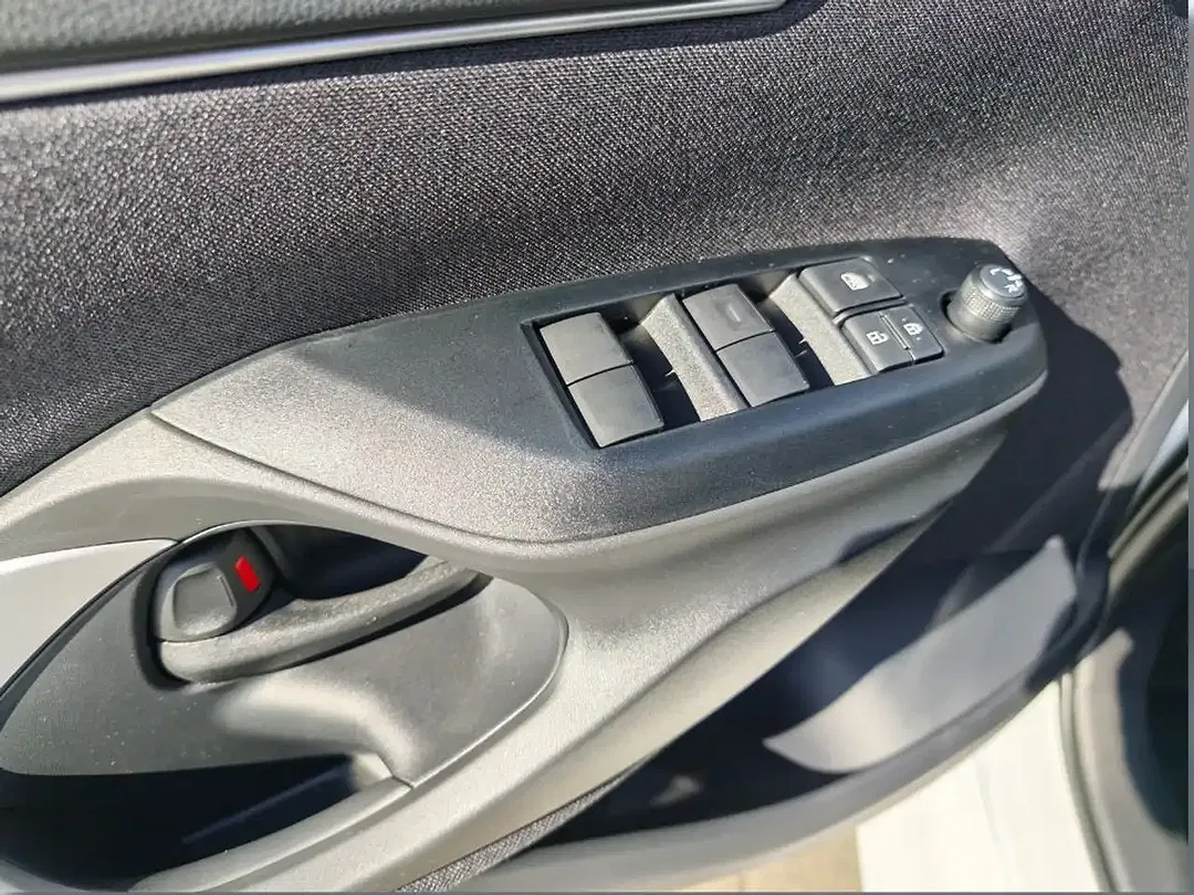 Mazda 2 - Thumbnail 7