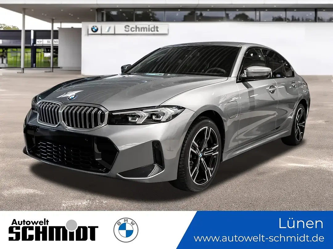 BMW 330 - Thumbnail 1