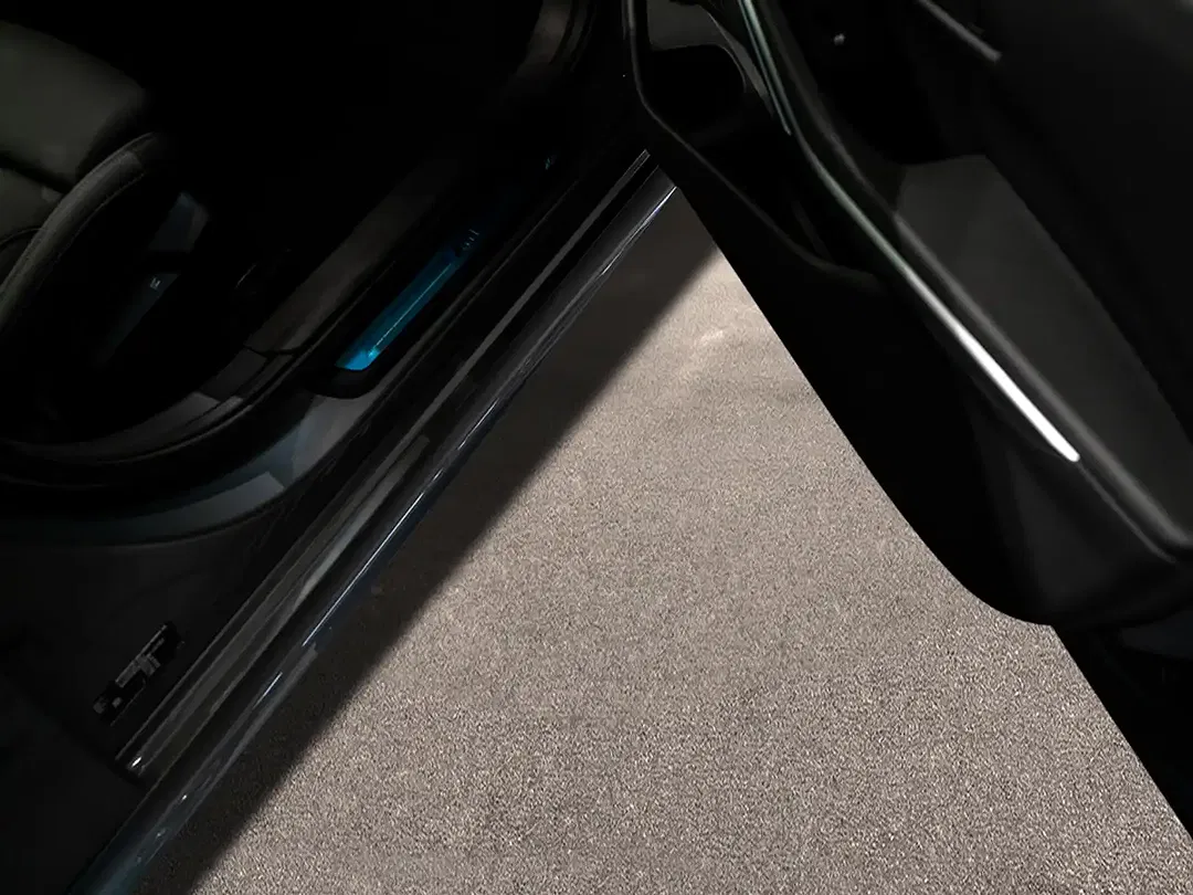 BMW 330 - Thumbnail 7