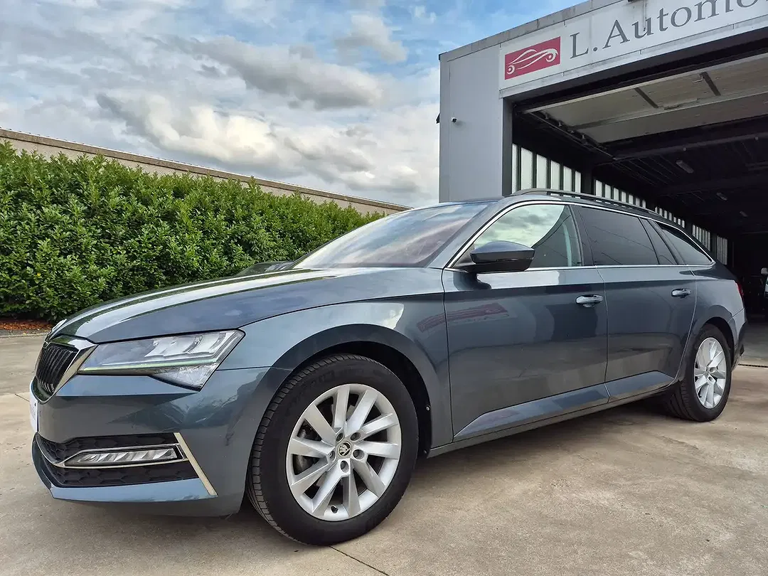 Skoda Superb - Thumbnail 5