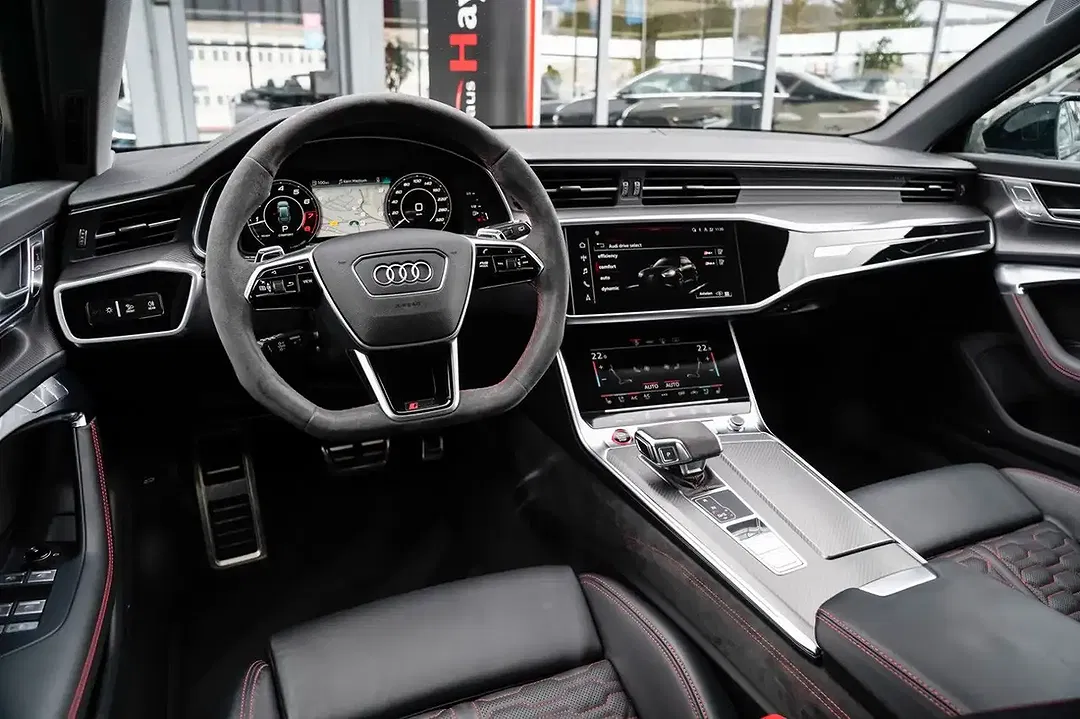 Audi RS6 - Thumbnail 13
