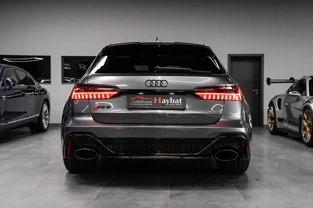 Audi RS6 - Thumbnail 9