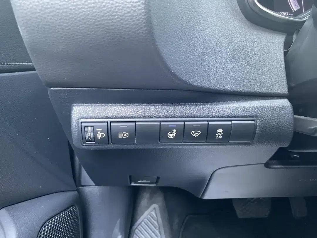 Suzuki Swace - Thumbnail 16