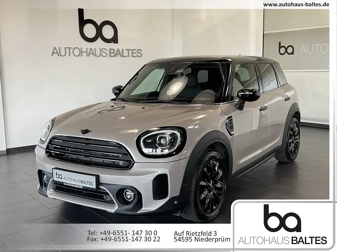 MINI Cooper Countryman - Thumbnail 1