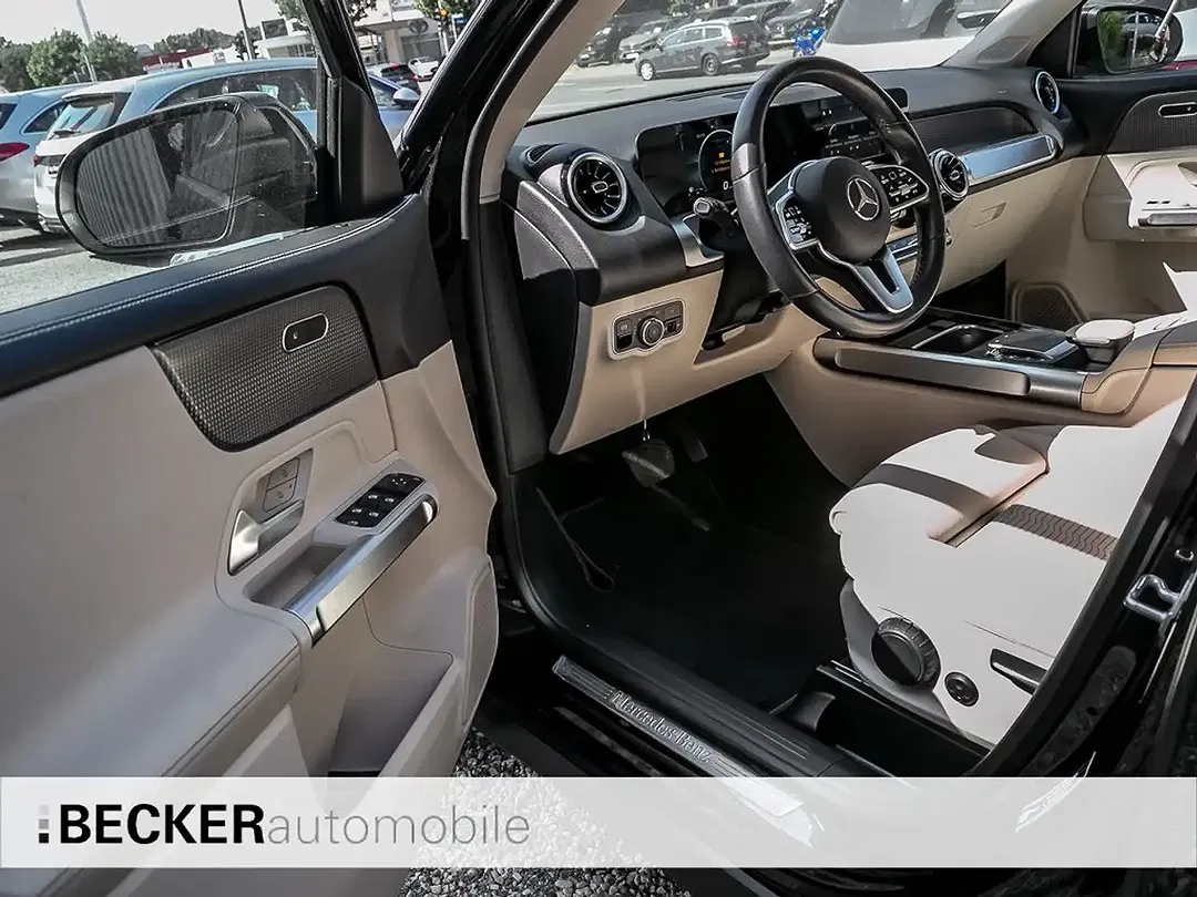 Mercedes-Benz GLB 180 - Thumbnail 10