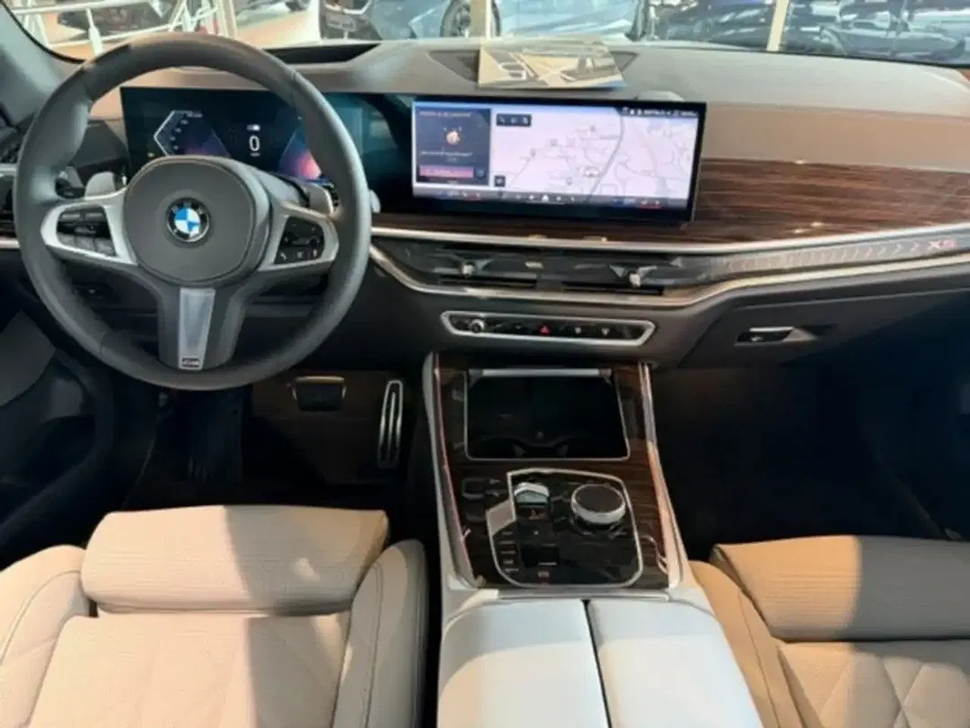 BMW X5 - Thumbnail 8