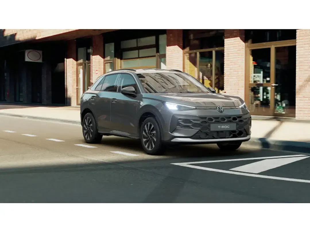 Volkswagen T-Roc - Thumbnail 4