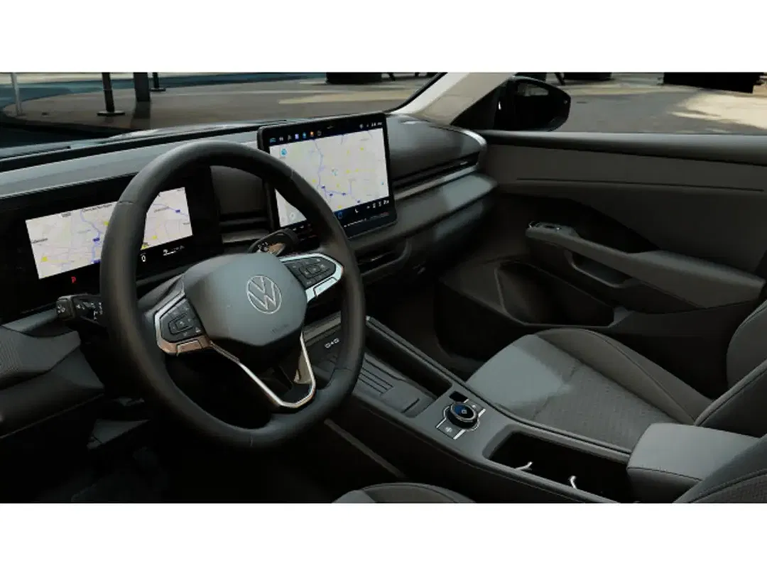 Volkswagen T-Roc - Thumbnail 6