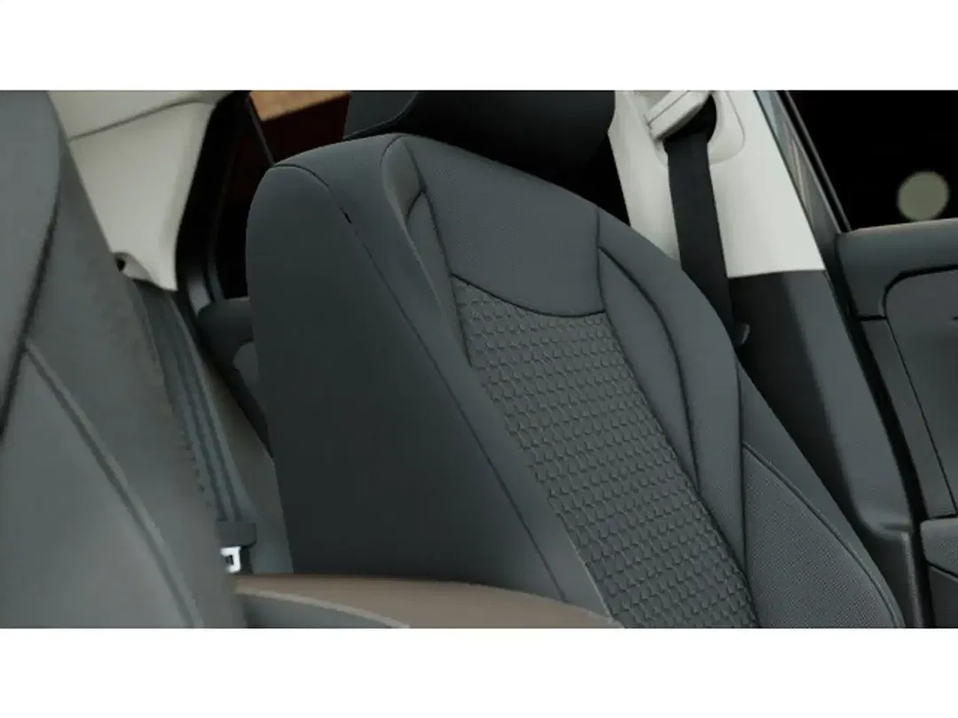 Volkswagen T-Roc - Thumbnail 7
