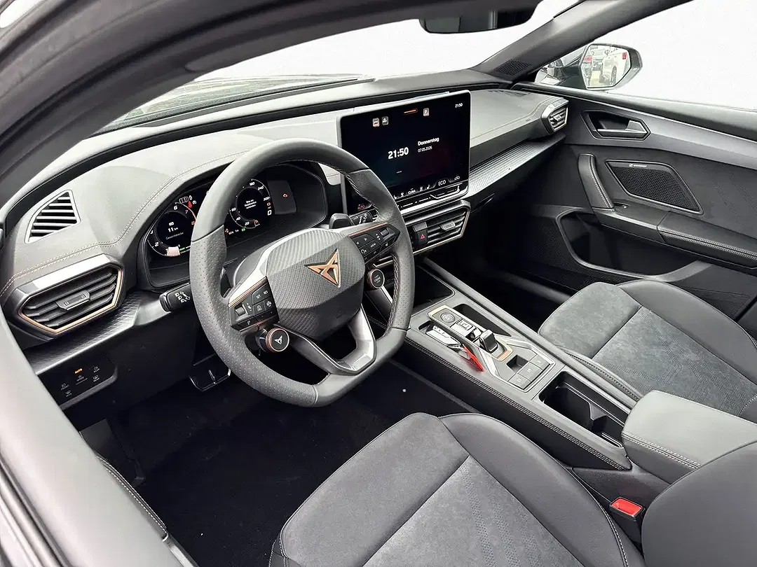CUPRA Leon - Thumbnail 6