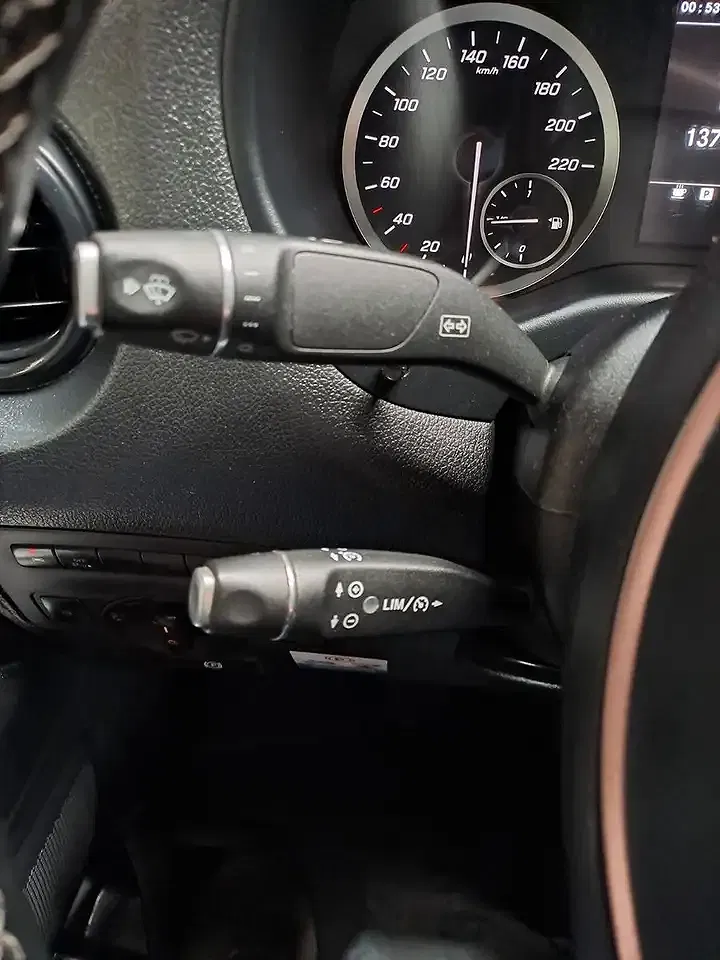 Mercedes-Benz Vito - Thumbnail 14
