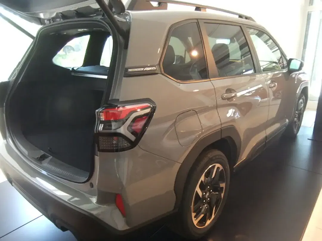 Subaru Forester - Thumbnail 12