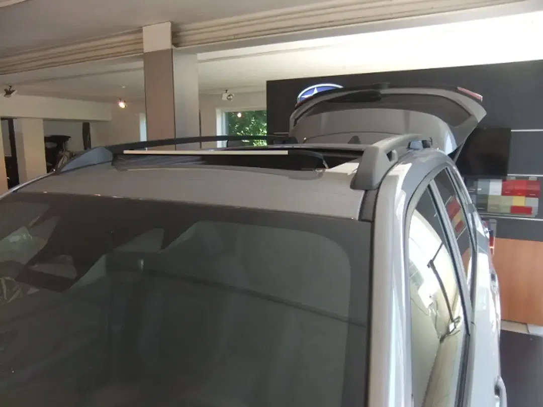Subaru Forester - Thumbnail 2