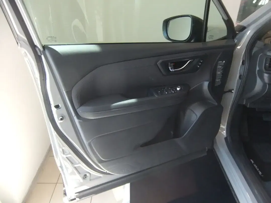 Subaru Forester - Thumbnail 9