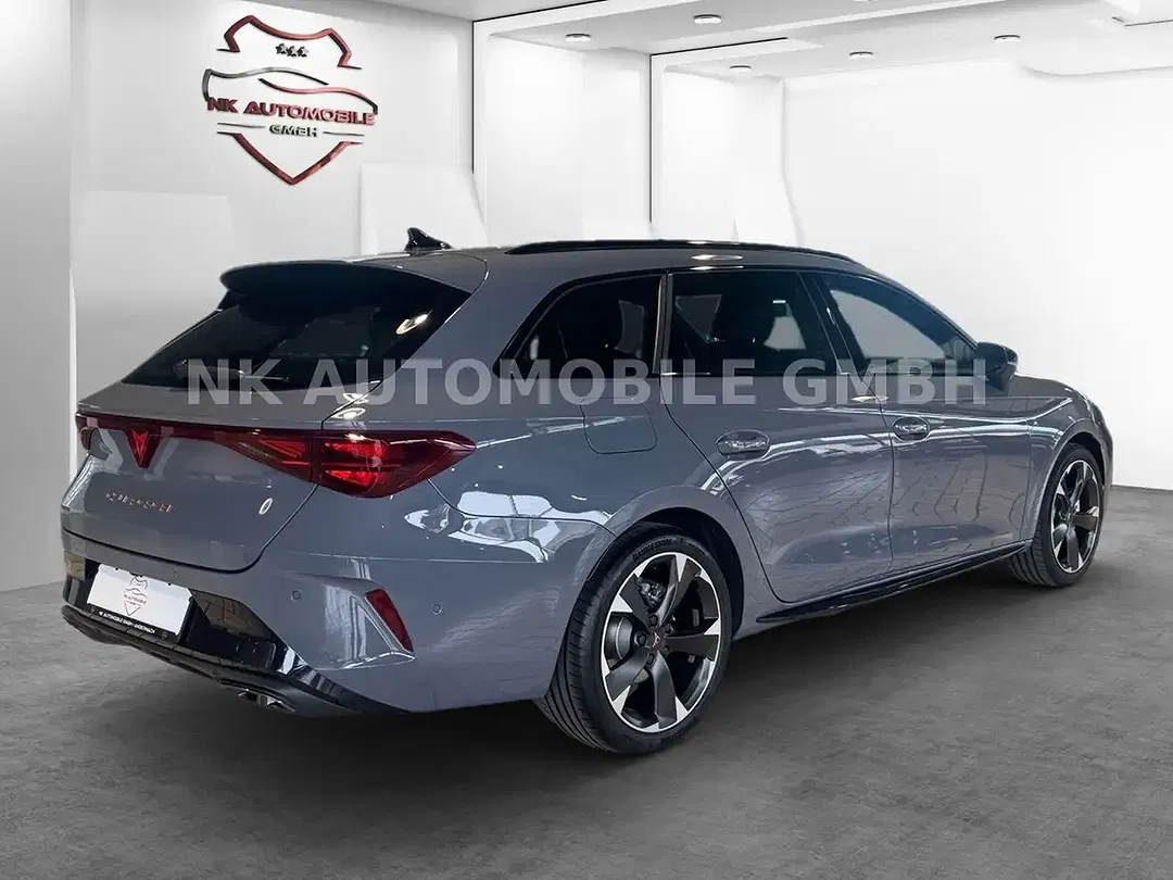 CUPRA Leon - Thumbnail 3