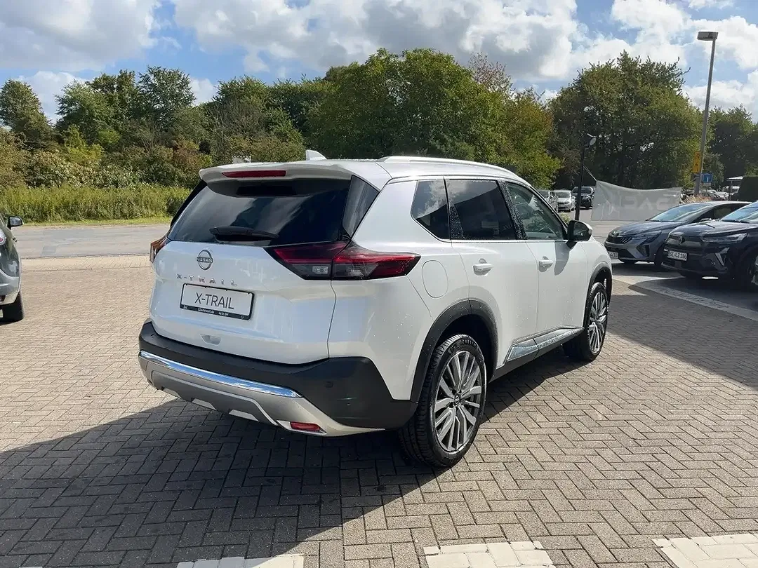 Nissan X-Trail - Thumbnail 4