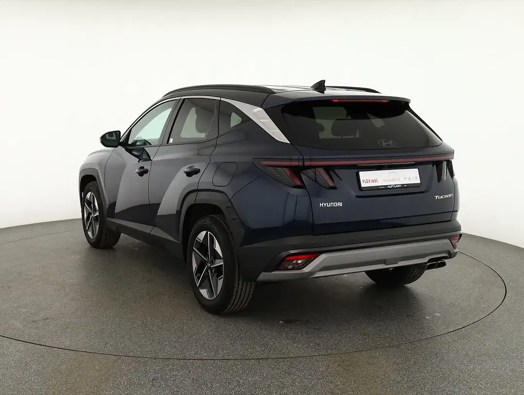 Hyundai TUCSON - Thumbnail 2