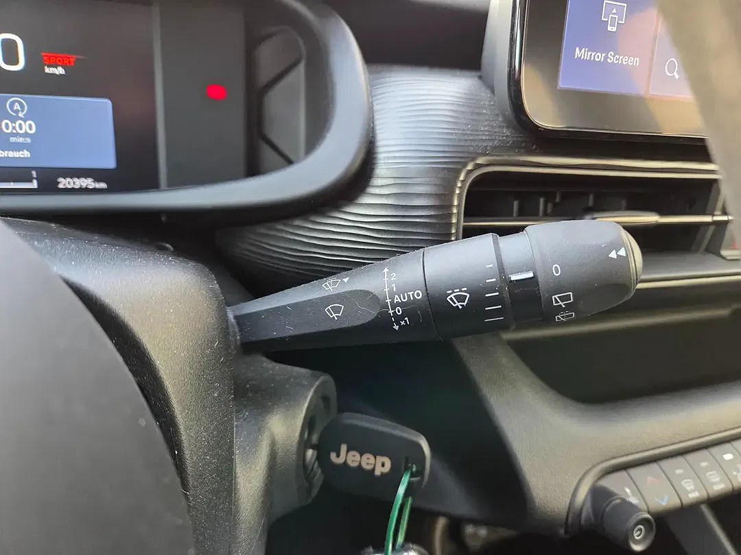 Jeep Avenger - Thumbnail 10