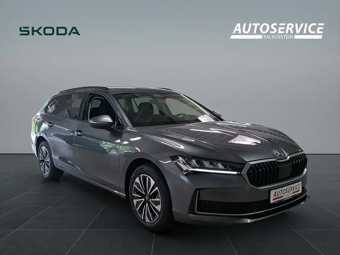 Skoda Superb - Thumbnail 3