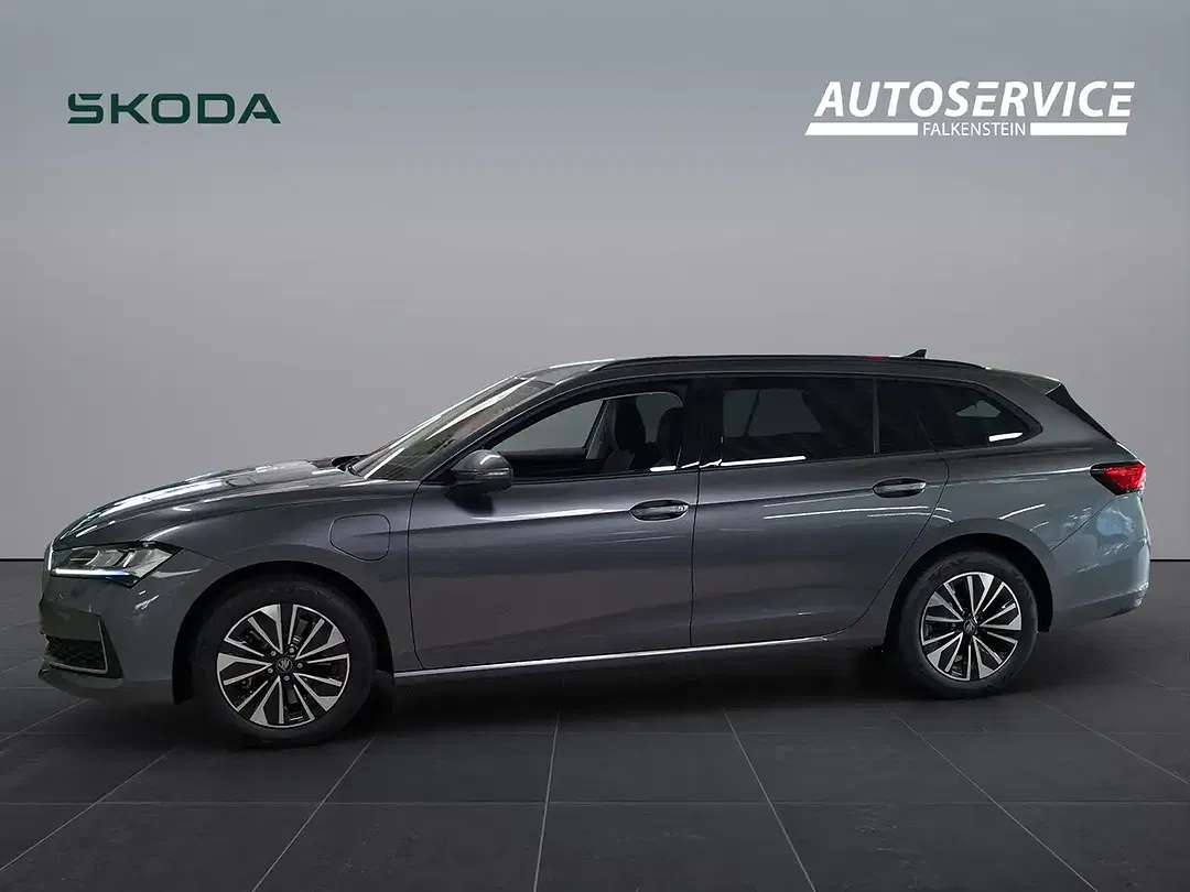 Skoda Superb - Thumbnail 9