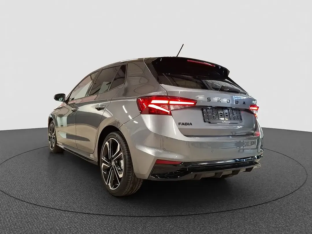 Skoda Fabia - Thumbnail 4