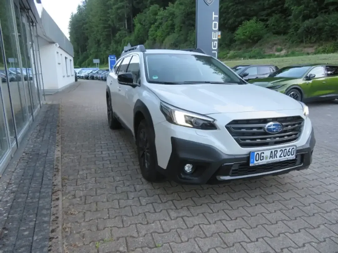 Subaru OUTBACK - Thumbnail 3
