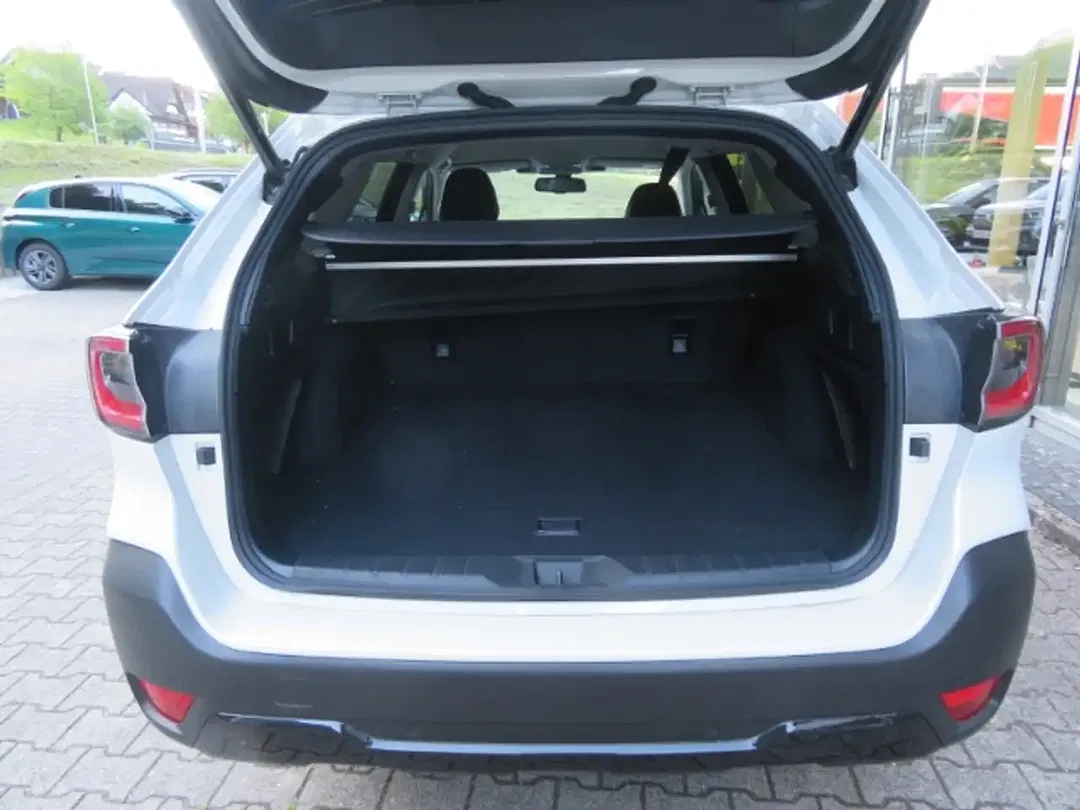 Subaru OUTBACK - Thumbnail 8